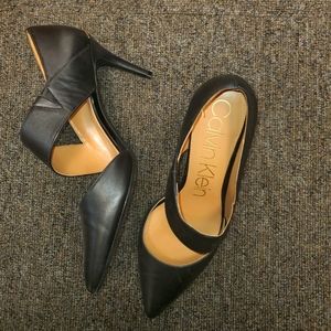 Calvin Klein black leather shoes woman